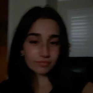 Meet your Posher, Maya